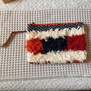 NWOT clutch